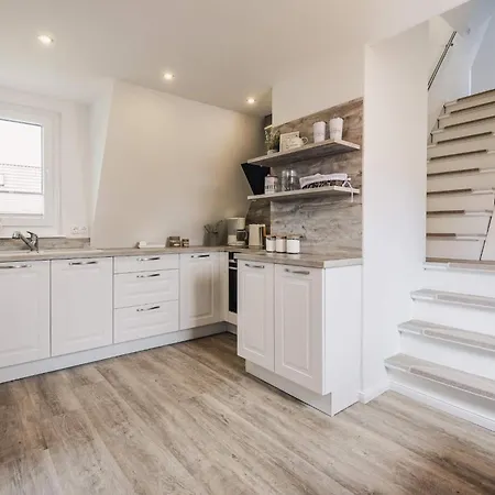 Schwalbennest * Zingst