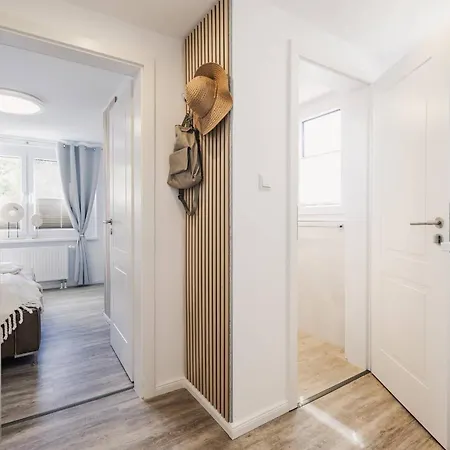 Apartment Schwalbennest Zingst