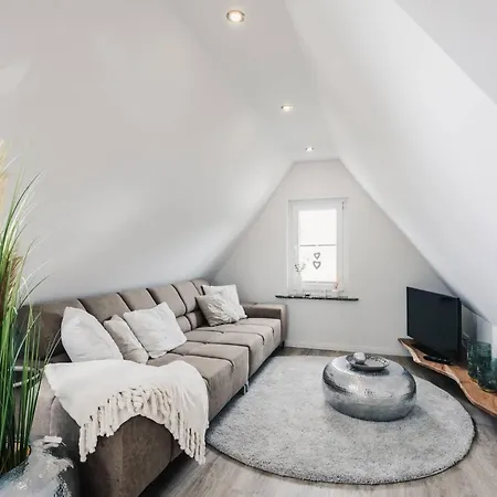 Schwalbennest Apartamento Zingst